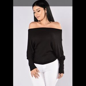 Thermal like top off the shoulder